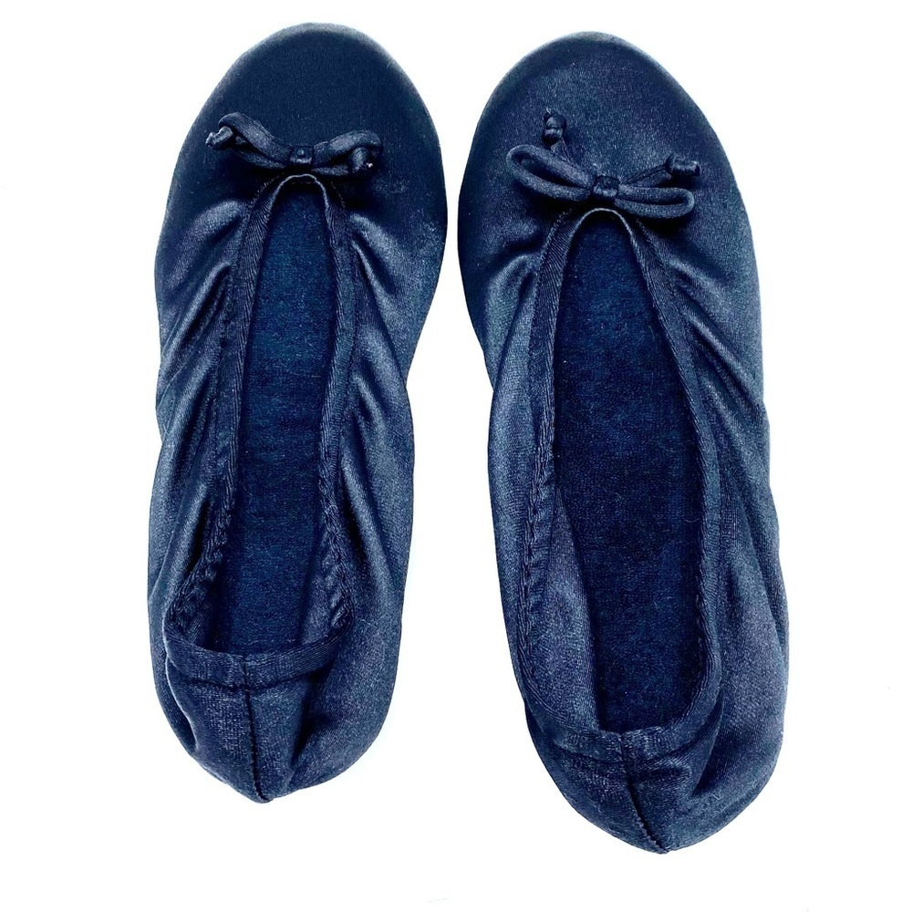 💕🛍 Activizer black slippers with bow embellishment size 6 1/2
